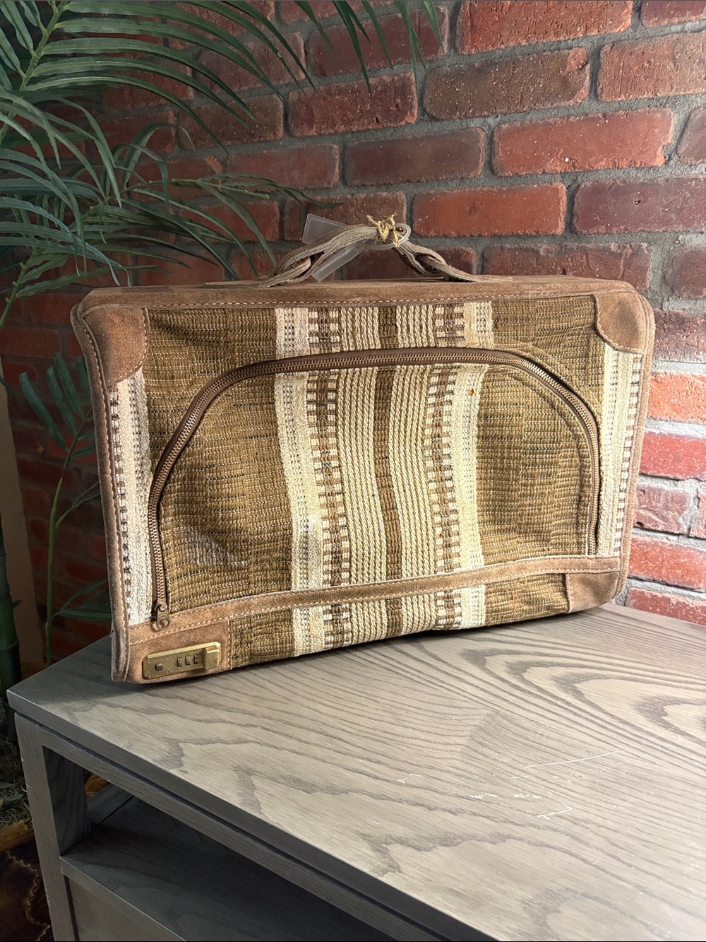 VTG fabric suede luggage